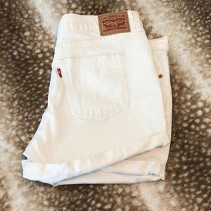 Levi’s White Denim Shorts